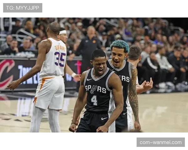 马刺七人场均得分上双，深度轮换成战绩飙升关键因素